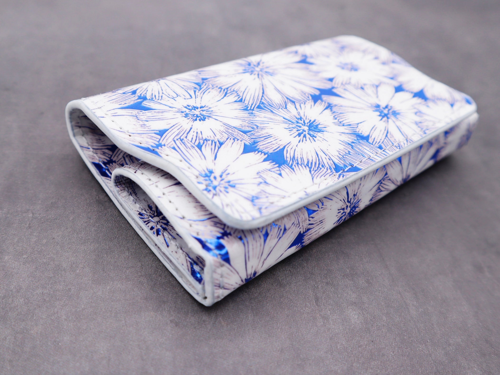 本革カードケース blue flower