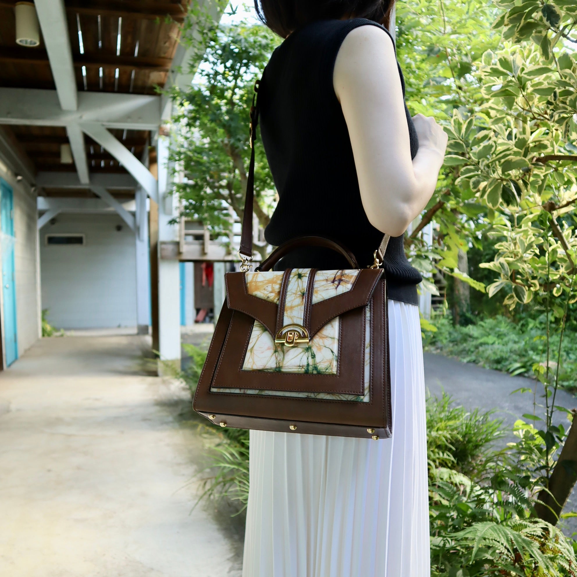 レザーとバティック染のミニショルダーバッグ(brown)classic