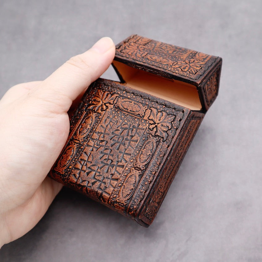 １点物のレザーシガレットケース（Brickwork）<マグネット式>