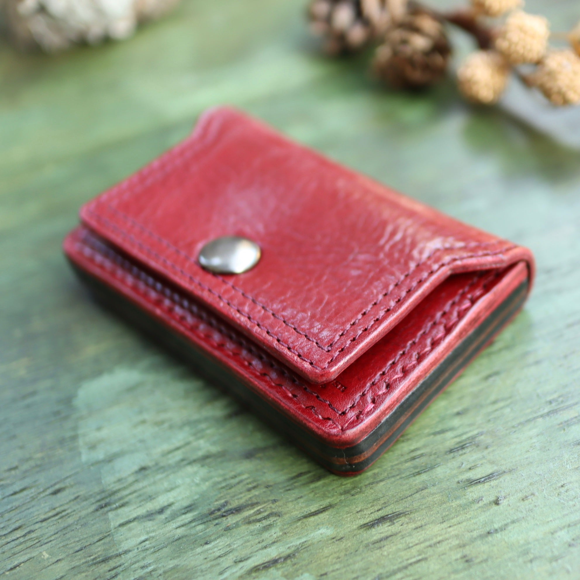 レザーカードケース（red）マット仕上げ